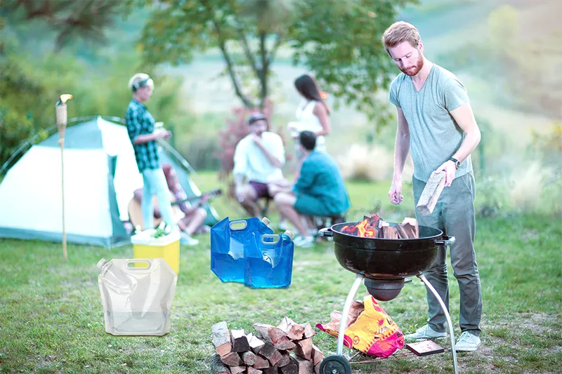 Collapsible Water Bag for Barbecues and Picnics