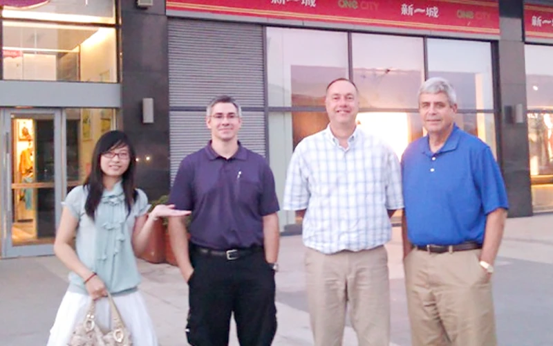 Export Manager Ms. Lisa Yang3