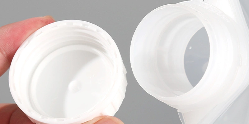 Rotary Cap for Collapsible Water Bag