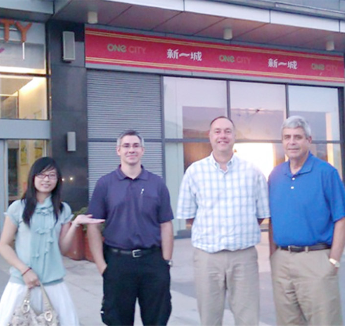 sales manage Lisa Yang with Liqpack customers