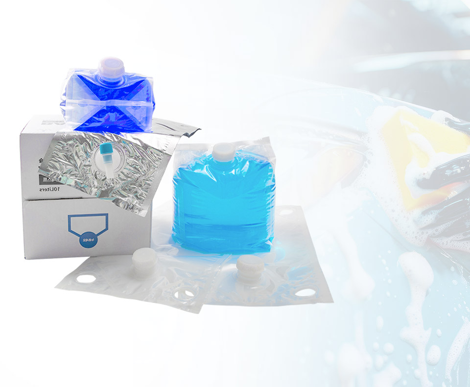 Cheertainer for liquid detergent packaging with carton and ring cap