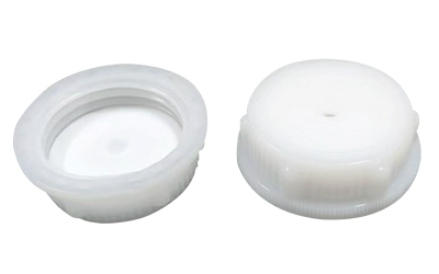 Vented cap for fertilizer liquid packaging