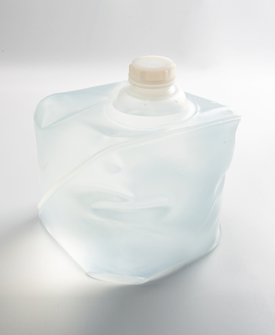 cubitainer with screw cap