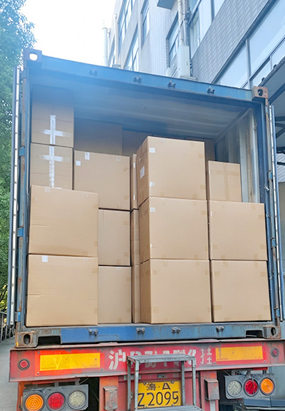 20L Cubitainer non palletized and palletized loading comparison
